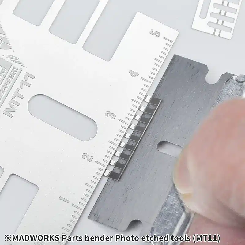 Madworks MT-11 Photo Etched Parts Bender (0.5mm) – Piega Fotoincisioni - immagine 3